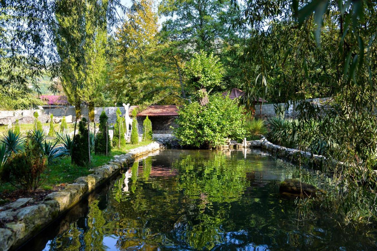 Chateau Chikovani Hotel Gordi Exterior foto