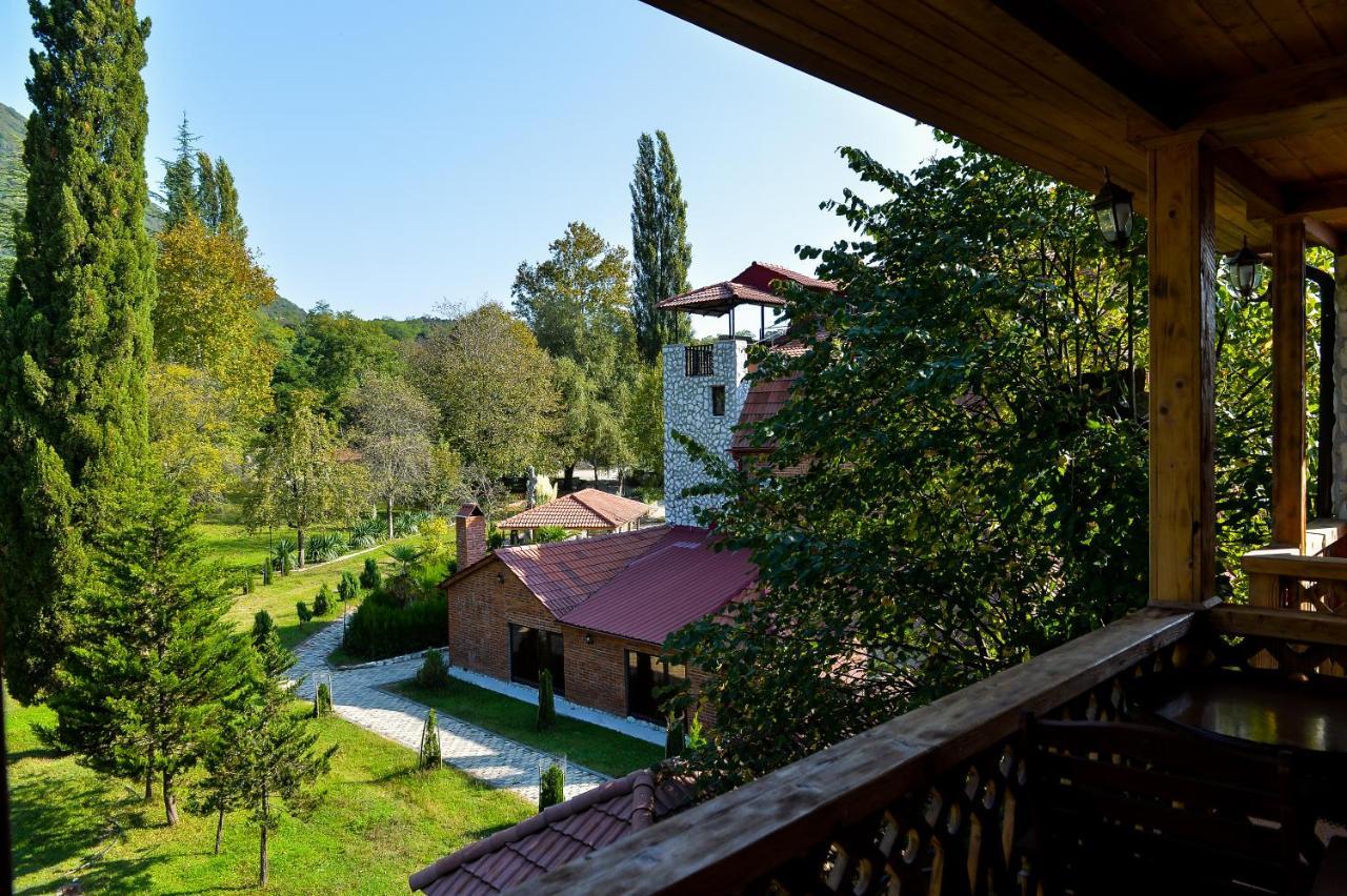 Chateau Chikovani Hotel Gordi Exterior foto
