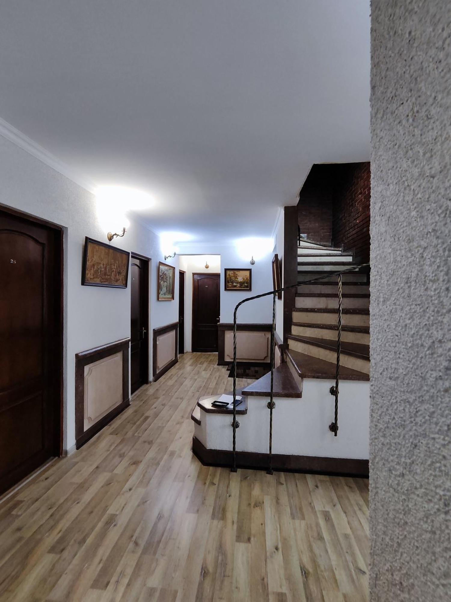 Chateau Chikovani Hotel Gordi Exterior foto