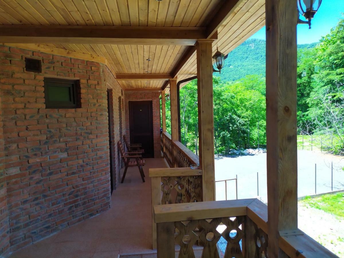 Chateau Chikovani Hotel Gordi Exterior foto